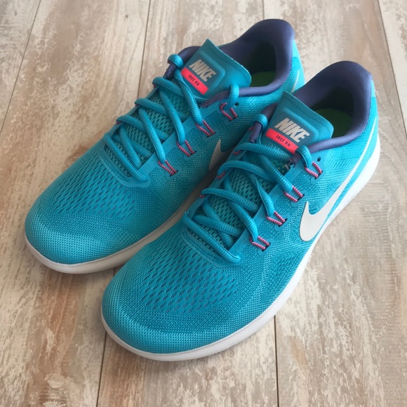 NWT Nike Free RN Blue - Picture 5 of 7